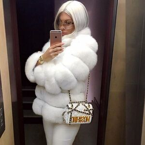 Otišla korak dalje: U ovom autfitu Jelena Karleuša pokazala zašto je modna ikona! (FOTO)