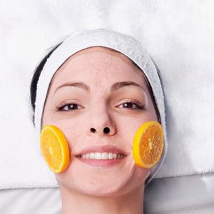 Za zdravo i zategnuto lice: Fenomenalna maska od šargarepe i limuna
