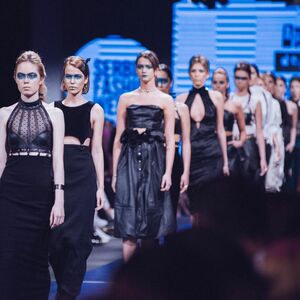Srpska nedelja mode: Smeli odevni komadi koji su privukli pažnju dama