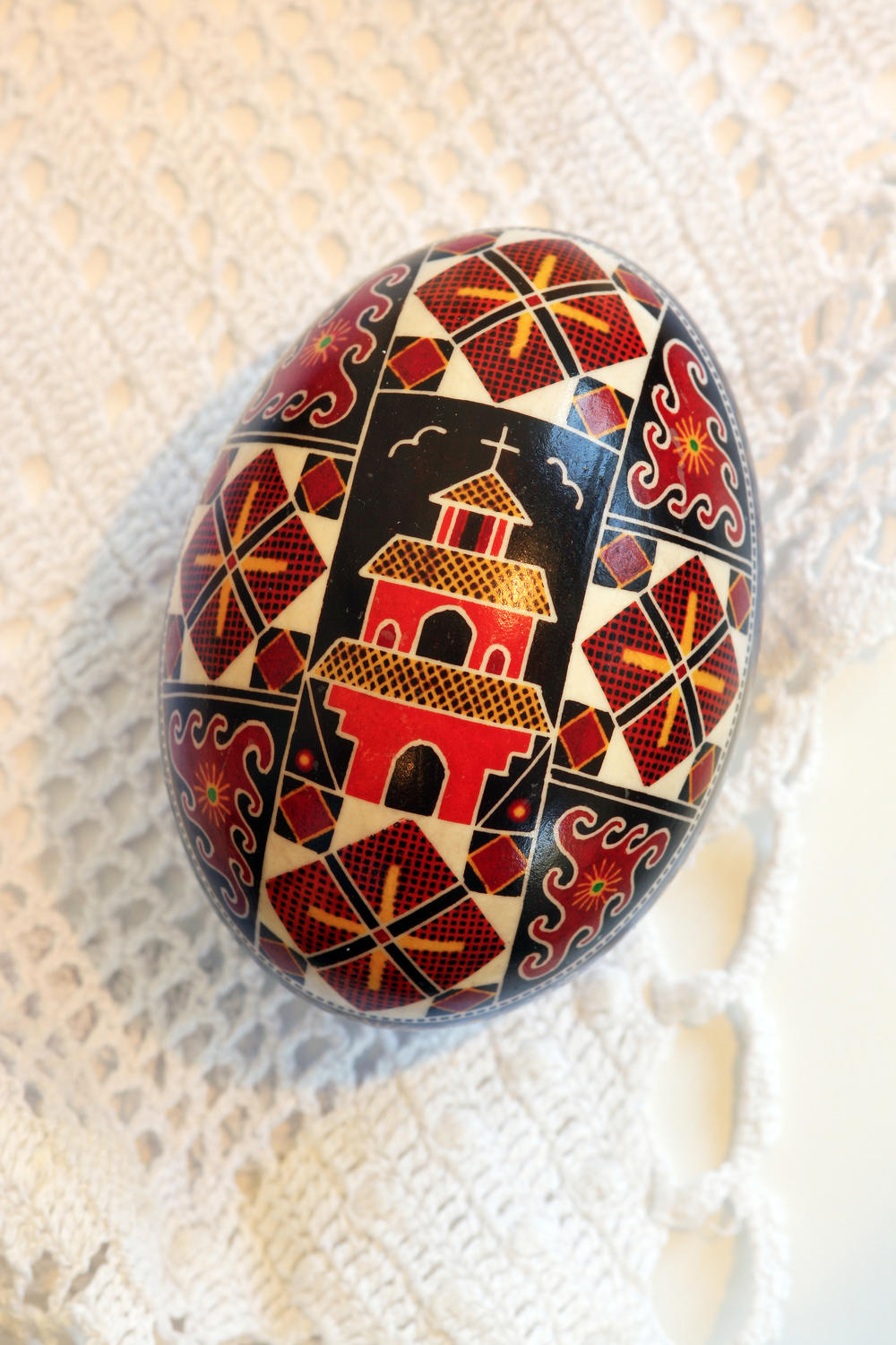 Dok se pripremamo za farbanje uskršnjih jaja, otkrivamo vam jedan veoma koristan trik.