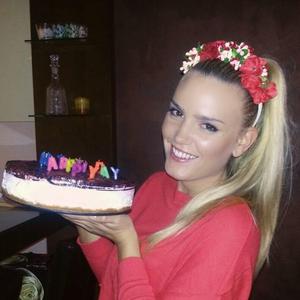 Ana Bebić neprepoznatljiva: Pevačica na rođendan predstavila novi imidž (FOTO)
