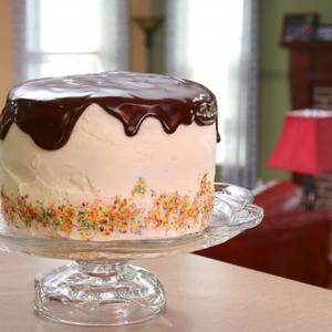 Predstavljamo vam arapsku bajku: Najsočnija i najkremastija torta koju ćete obožavati (RECEPT)