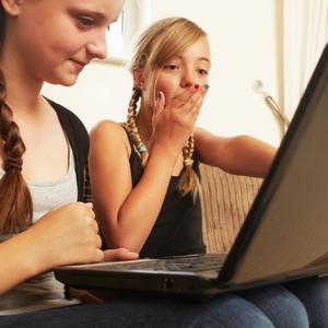 Roditelji, budite oprezni: Evo kakvi sajtovi najčešće privlače decu širom sveta