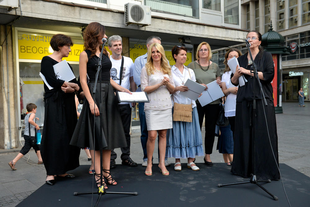 Povodom obeležavanja 25 godina postojanja, Modni studio Click i Beogradski izlog Kulturnog centra Beograda proslavili su zajednički jubilej događajem simboličnog naziva "25".