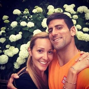Fotografija sa 150.000 lajkova raznežila planetu: Pogledajte kako su Novak i Jelena jedno drugom čestitali Dan zaljubljenih
