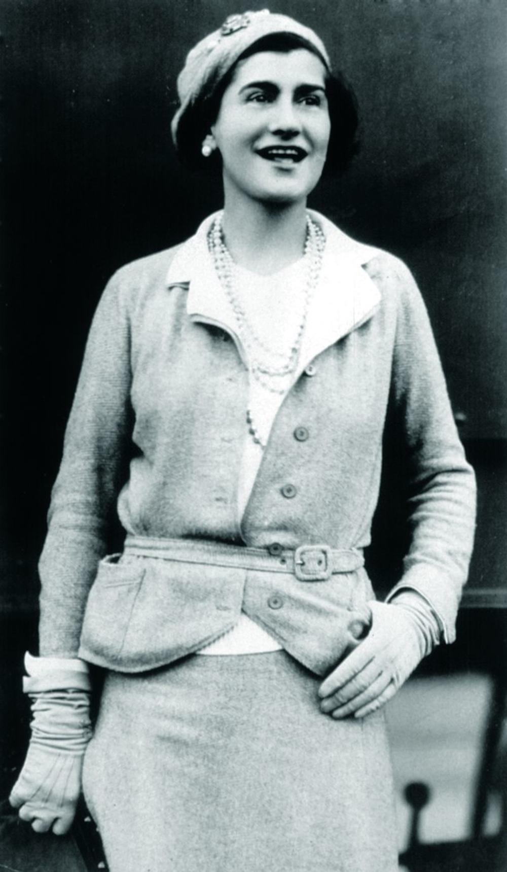 <p>Legendarna Koko Šanel, koja je napravila revoluciju i ostavila neizbrisiv trag na svetskoj modnoj sceni, rođena je na današnji dan pre 137 godina.</p>