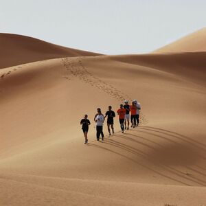 Bubnjari sa podnožja planine Fudži: Nadmetanje muzike i fizičke snage