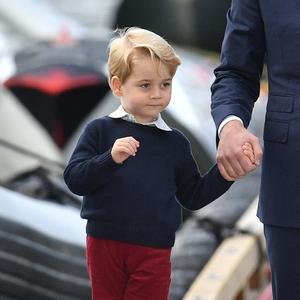 U čemu je trik: Zašto maleni princ Džordž uvek nosi šorts? (FOTO)