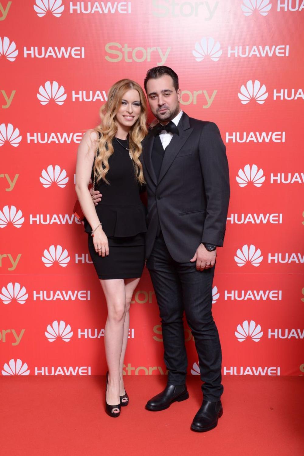 Danijela i Stefan Buzurović su parirali jedno drugom i po stajlingu, ali i po osmesima.