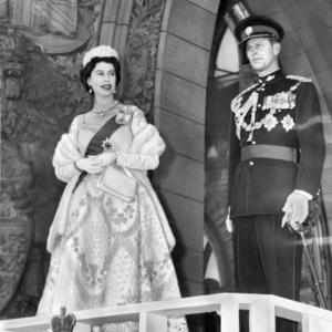 Rođaci, supružnici, vladari: Kraljici Elizabeti branili da se uda za princa Filipa - razlog će vas iznenaditi!