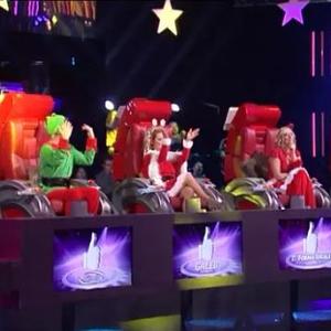 Deda Mraz stigao među Pinkove zvezdice: Goca Tržan, Milan Stanković i ostali članovi u izdanjima u kakvim ih još niste videli