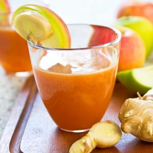 MOĆ PRIRODE MOŽE ZAMENITI MEDIKAMENTE: 3 recepta za sok od šargarepe, koji rešavaju pojedine zdravstvene tegobe