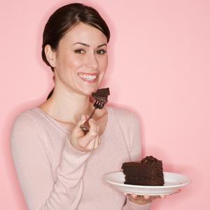 Nikad ne biste pomislili da ćete ovako izgubiti kilograme: Evo zbog čega treba da doručkujete čokoladnu tortu!