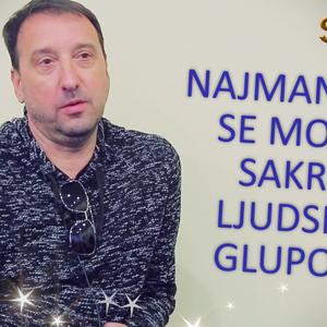 Hari Varešanović: Ja sam običan pevač koji peva za 8.mart