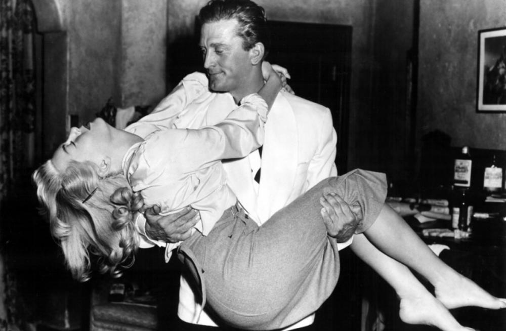 <p>Deo bogate biografije poznate glumice je i ubistvo njenog emotivnog partnera koje se dogodilo jedne noći 1958. godine</p>
