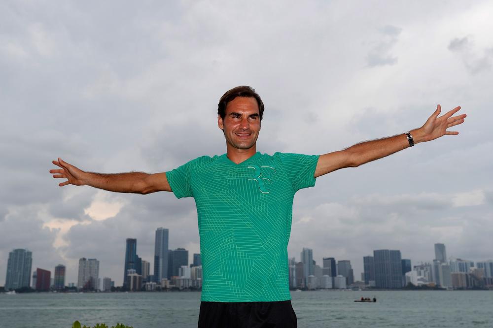 <p><br />
Rodžer Federer je verovatno najbolji teniser svih vremena, a čovek najzaslužniji za ono što je Švajcarac postao tragično je preminuo.</p>