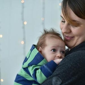 Mladoj mami koja boluje od leukemije potrebna pomoć: Pomozimo Miljani da bude sa svojim malim sinom