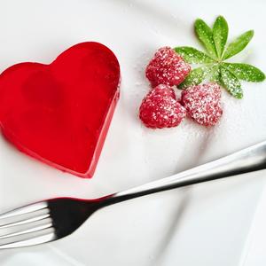 Napravite savršenu romantičnu večeru uz ŽELE DESERT!