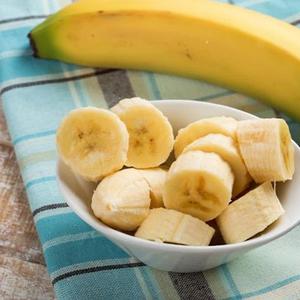 Izbegavajte bananu za doručak: Zašto ovu tropsku voćku treba izbegavati na prazan želudac?