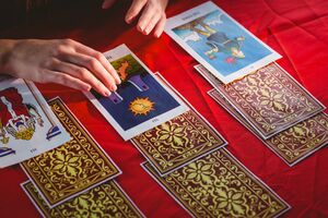 Tarot prognoza od 7. do 13. septembra: Srce već zna odgovor, samo treba da ga poslušate