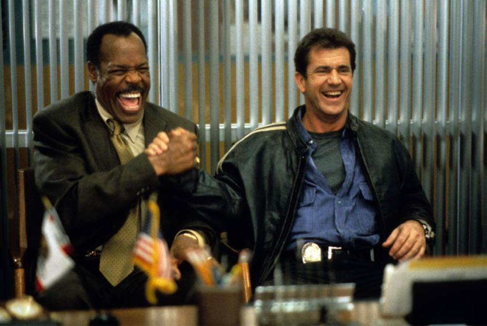 Ričard Doner i Mel Gibson u filmu Smrtonosno oružje.