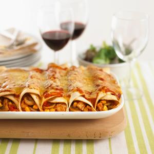 UŽIVAJTE SVIM ČULIMA U MEKSIČKOM RUČKU: Zapečene tortilje sa povrćem su idealan izbor za letnje dane!
