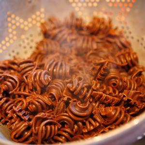 Najbrži recept na svetu: Napravite čokoladne špagete od samo 2 sastojka