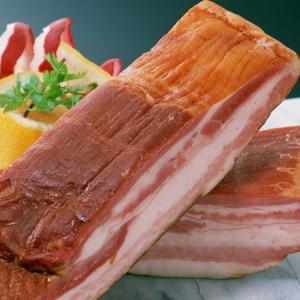 Bogata vitaminima, nema ugljenih hidrata i dobra je za mamurluk: Jedite slaninu što više i osetite njene blagodeti (FOTO)