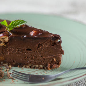NAJBRŽA TORTA NA SVETU: Čokoladni ČIZKEJK koji se ne peče postaće vaša OMILJENA poslastica! (RECEPT)