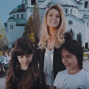 Pevaju za gladne: Lena, Jelena, Nevena Božović, Sale Tropiko i Bojan Leksington u istoj pesmi