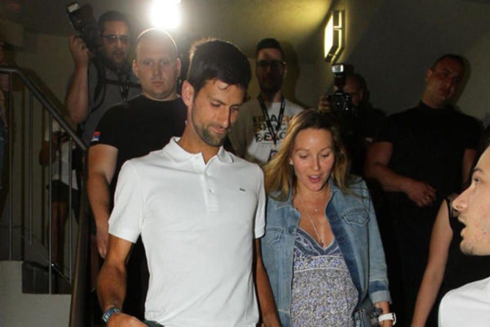 <p>Najbolji srpski teniser Novak Đoković trenutno ne prolazi kroz najsrećniji period svoje karijere, ali je veoma srećan jer ima podršku i ljubav o kakvima svi mi maštamo...</p>