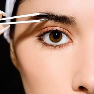 Novi eyebrow trend: Oblik obrva za munjevito brze žene (FOTO)