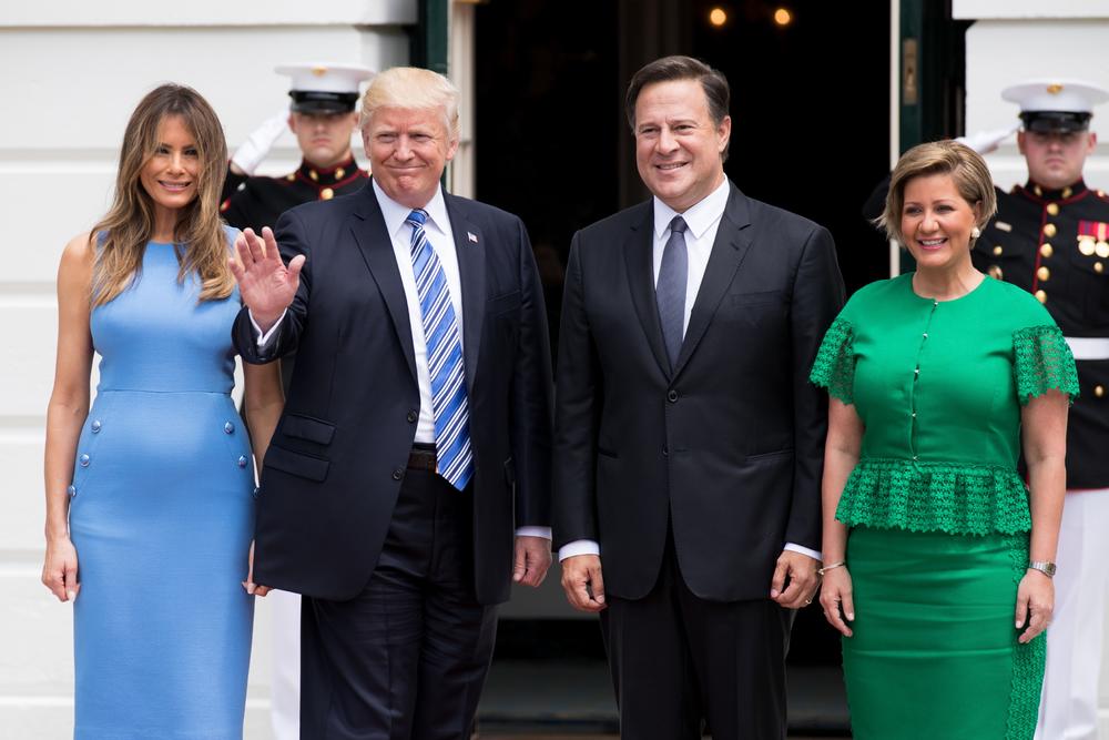 <p>Čim se supruga američkog predsednika pojavila u uskoj haljini koja je istakla njen stomačić, bilo je jasno šta će uslediti...</p>