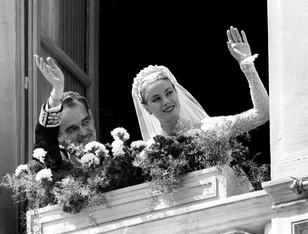 <p>Ikona stila, muza Alfreda Hičkoka i princeza od Monaka samo su neki od pojmova koji se povezuju s legendarnom Grejs Keli. Međutim, njen život nije bio bajka.</p>