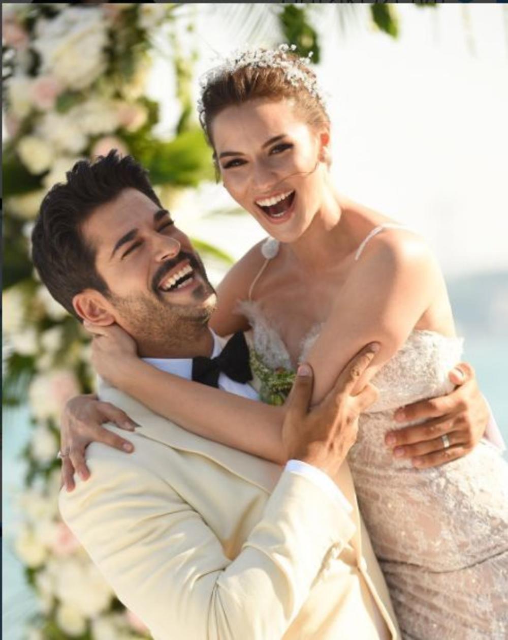 <p>Turski mediji bruje o tome kako je brak najlepšeg turskog para ― gotov</p>