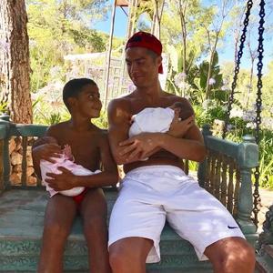 Misterija veća od Majkla Džeksona: Zašto Ronaldova deca nemaju majke i koliko to zadovoljstvo košta?