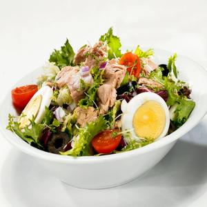 Letnja obrok salata u kojoj ćete uživati: Duh mediterana na vašoj trpezi