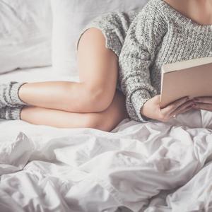 Mnogi je smatraju odvratnom, ali ova navika garantuje orgazam: Zašto treba da spavamo sa čarapama? (FOTO)