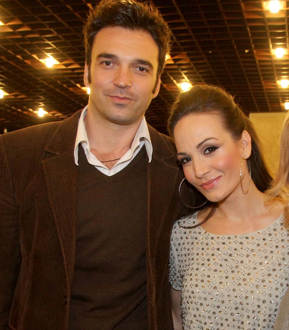 <p>Popularni glumac<strong> Ivan Bosiljčić</strong> i pevačica <strong>Jelena Tomašević</strong> godinama su u srećnom braku, a sve do sad nisu otkrivali kako je izgledao trenutak kada su shvatili da će ostariti zajedno...</p>