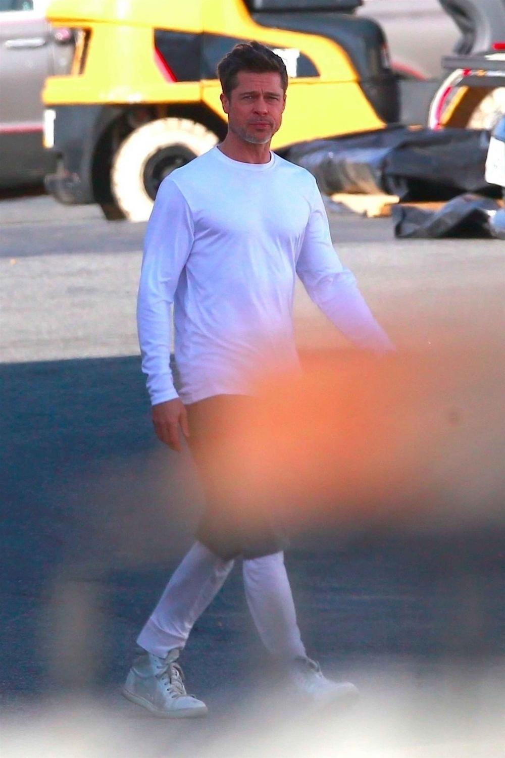 <p>Otkako su slavni glumci pre godinu dana objavili da se rastaju, mediji komentarišu da je Anđelina drastično smršala i kuburi sa zdravstvenim problemima. Međutim, čini se da nije jedina čiji se izgled menja.</p>