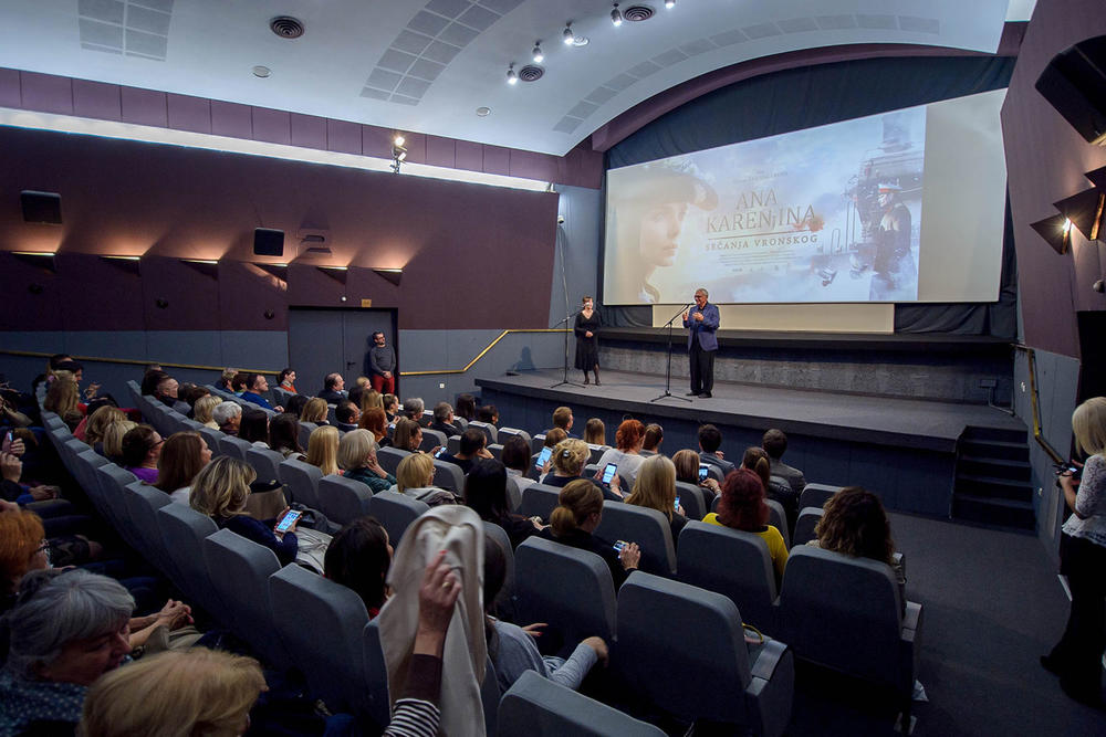 <p>U punoj Sali Dvorane Kulturnog centra održana međunarodna premijera filma "Ana Karenjina: Sećanja Vronskog", čime je krenuo bioskopski život filma u preko 40 bioskopa u regionu...</p>