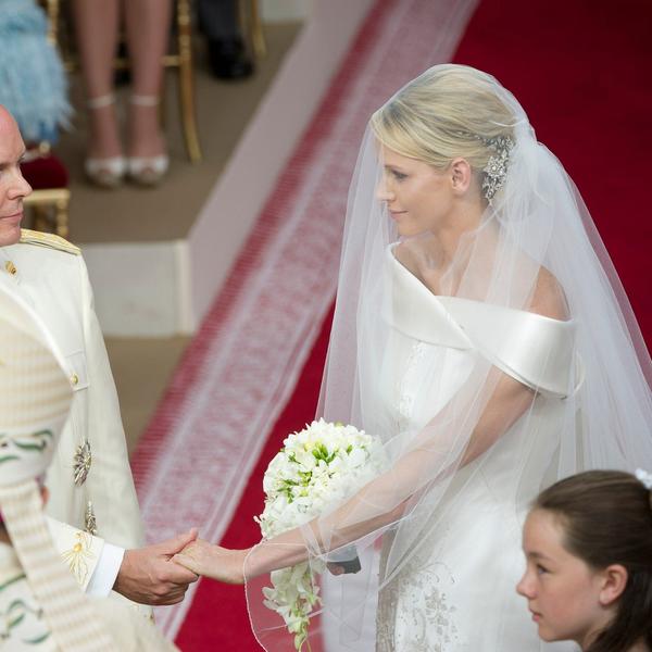 PRINC JOJ JE PONOVO SLOMIO SRCE: Na godišnjicu braka princeza Šarlin je kilometrima od kuće — a razlog je BOLAN