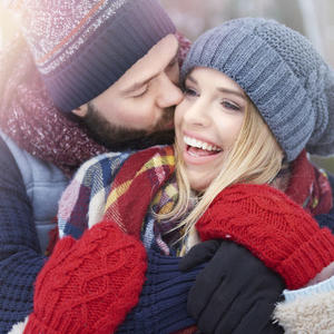 Kada ste zaljubljeni vaš mozak pokazuje jasne signale: 12 nepogrešivih činjenica koje radite kada ste opčinjeni nekim!