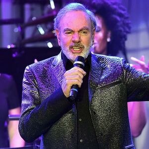 Kraj muzičke karijere nakon 50 godina: Slavni pevač zbog opake bolesti napušta scenu