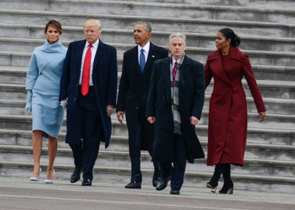 <p>Bračni par Barak i Mišel Obama prisustvovali su inauguraciji američkog predsednika Džoa Bajdena, ali privukli su veliku pažnju svojim ponašanjem!</p>