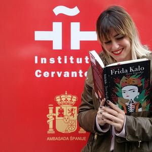 Zavirite u svet Fride Kalo kroz beogradski izlog: Španska umetnica Marija Hese stigla u Beograd