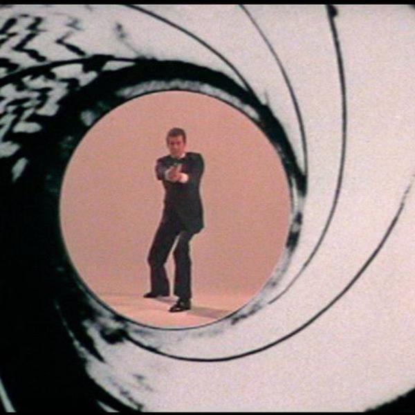 Odlazak legende: Preminuo tvorac filmova o Džejmsu Bondu
