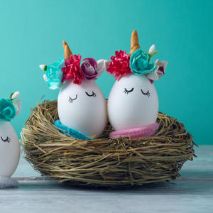 Napravite zabavu za celu porodicu: Dekoracija jaja na dan Vaskrsa koju će vaša deca obožavati