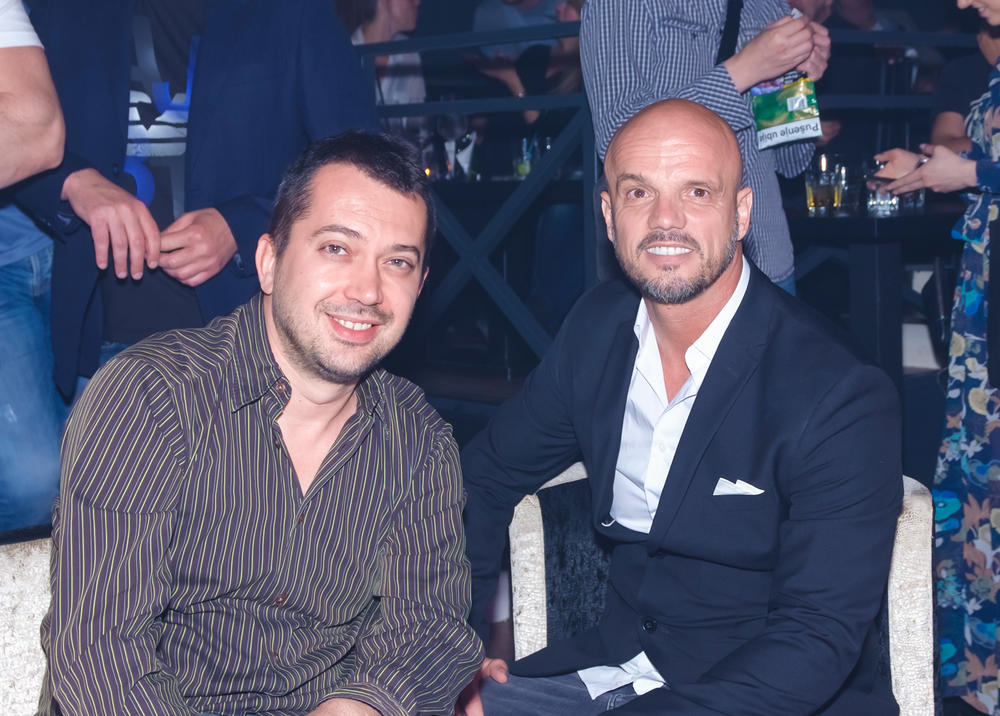 <p>Boban Rajović održao je prethodne noći gala promociju novog albuma u samom centru Zagreba!</p>