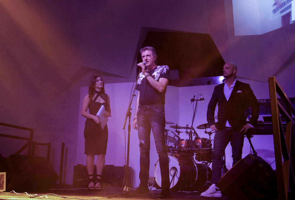 <p>Boban Rajović održao je prethodne noći gala promociju novog albuma u samom centru Zagreba!</p>